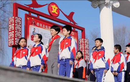 【图片】学习雷锋精神 弘扬优良传统